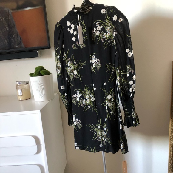 SALE✅ New. Reformation “Archie” Dress - Picture 5 of 10